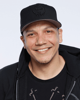 Luis J Gomez's avatar